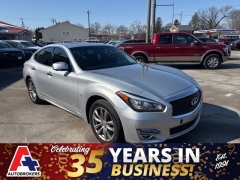  2015 INFINITI Q70 4d Sedan AWD V6 at A&plus; Autobrokers near Mt&period; Vernon&comma; OH