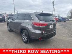Used 2018  Toyota Highlander 4d SUV AWD XLE at A&plus; Autobrokers near Mt&period; Vernon&comma; OH