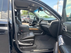 Used 2019  GMC Yukon XL 4d SUV 4WD Denali at A&plus; Autobrokers near Mt&period; Vernon&comma; OH
