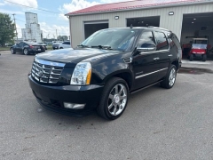 Used 2011  Cadillac Escalade 4d SUV AWD Premium at A&plus; Autobrokers near Mt&period; Vernon&comma; OH