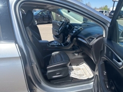 Used 2020  Ford Edge 4d SUV AWD SEL at A&plus; Autobrokers near Mt&period; Vernon&comma; OH