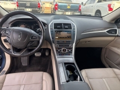 Used 2018  Lincoln MKZ 4d Sedan AWD Reserve at A&plus; Autobrokers near Mt&period; Vernon&comma; OH