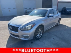 Used 2015  INFINITI Q70 4d Sedan AWD V6 at A&plus; Autobrokers near Mt&period; Vernon&comma; OH
