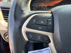 Used 2015  Jeep Cherokee 4d SUV 4WD Limited V6 at A&plus; Autobrokers near Mt&period; Vernon&comma; OH