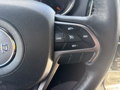 Used 2019  Jeep Grand Cherokee 4d SUV 4WD Laredo Altitude at A&plus; Autobrokers near Mt&period; Vernon&comma; OH