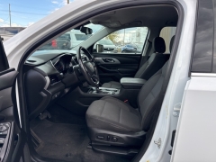 Used 2020  Chevrolet Traverse 4d SUV FWD LT Cloth w/2FL at A+ Autobrokers near Mt. Vernon, OH