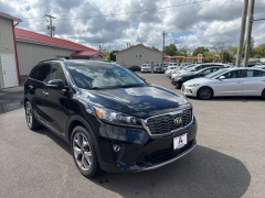  2019 Kia Sorento 4d SUV AWD EX at A&plus; Autobrokers near Mt&period; Vernon&comma; OH
