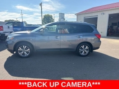 Used 2020  Nissan Pathfinder 4d SUV 4WD S at A&plus; Autobrokers near Mt&period; Vernon&comma; OH