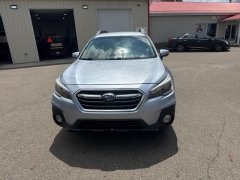 Used 2018  Subaru Outback 4d SUV 2&period;5i Premium at A&plus; Autobrokers near Mt&period; Vernon&comma; OH