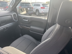 Used 2020  Chevrolet Silverado 1500 4WD Crew Cab LT Trail Boss at A+ Autobrokers near Mt. Vernon, OH