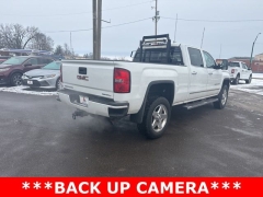 Used 2015  GMC Sierra 2500 4WD Crew Cab Denali at A&plus; Autobrokers near Mt&period; Vernon&comma; OH
