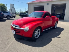Used 2006  Chevrolet SSR Pickup 2d Convertible at A&plus; Autobrokers near Mt&period; Vernon&comma; OH