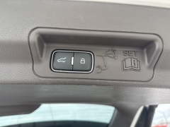 Used 2020  Ford Explorer 4d SUV 4WD Platinum 3&period;0L EcoBoost at A&plus; Autobrokers near Mt&period; Vernon&comma; OH