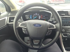 Used 2019  Ford Fusion Hybrid 4d Sedan FWD SE at A&plus; Autobrokers near Mt&period; Vernon&comma; OH