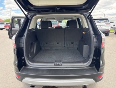 Used 2017  Ford Escape 4d SUV 4WD SE at A&plus; Autobrokers near Mt&period; Vernon&comma; OH
