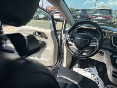 Used 2018  Chrysler Pacifica 4d Wagon Touring L at A&plus; Autobrokers near Mt&period; Vernon&comma; OH