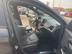 Used 2019  Jeep Cherokee 4d SUV 4WD Limited High Altitude 3&period;2L at A&plus; Autobrokers near Mt&period; Vernon&comma; OH