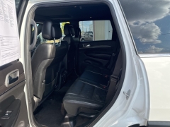 Used 2018  Jeep Grand Cherokee 4d SUV 4WD Limited V6 at A&plus; Autobrokers near Mt&period; Vernon&comma; OH