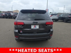 Used 2019  Jeep Grand Cherokee 4d SUV 4WD Laredo Altitude at A&plus; Autobrokers near Mt&period; Vernon&comma; OH