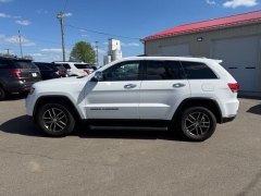 Used 2017  Jeep Grand Cherokee 4d SUV 4WD Limited at A&plus; Autobrokers near Mt&period; Vernon&comma; OH