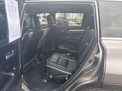 Used 2018  Toyota Highlander 4d SUV AWD XLE at A&plus; Autobrokers near Mt&period; Vernon&comma; OH