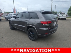 Used 2019  Jeep Grand Cherokee 4d SUV 4WD Laredo Altitude at A&plus; Autobrokers near Mt&period; Vernon&comma; OH