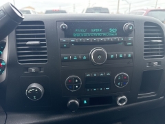 Used 2009  Chevrolet Silverado 1500 4WD Ext Cab LT at A&plus; Autobrokers near Mt&period; Vernon&comma; OH