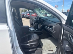 Used 2020  Chevrolet Traverse 4d SUV AWD LT Leather at A&plus; Autobrokers near Mt&period; Vernon&comma; OH