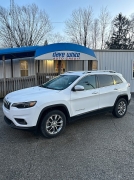  2021 Jeep Cherokee Latitude Lux 4x4 at Dave White Auto Credit near Sylvania&comma; OH