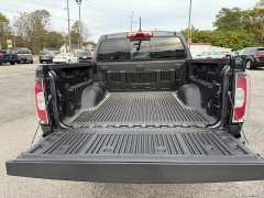 Used 2016  GMC Canyon 4WD Crew Cab SLE at Dave White Auto Credit near Sylvania, OH