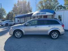 Used 2016  Dodge Journey 4d SUV FWD SXT at Dave White Auto Credit near Sylvania, OH