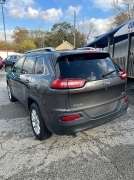 Used 2014  Jeep Cherokee 4d SUV 4WD Latitude at Dave White Auto Credit near Sylvania, OH