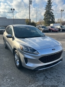 Used 2020  Ford Escape 4d SUV FWD SE at Dave White Auto Credit near Sylvania, OH