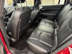 Used 2013  Chrysler 200 4d Sedan Limited at Dave White Auto Credit near Sylvania, OH