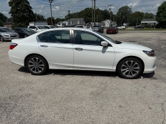 Used 2014 Honda Accord Sedan 4d Sport CVT at Dave White Auto Credit near Sylvania, OH