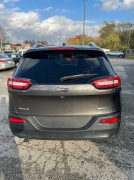 Used 2014  Jeep Cherokee 4d SUV 4WD Latitude at Dave White Auto Credit near Sylvania, OH