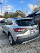 Used 2020  Ford Escape 4d SUV FWD SE at Dave White Auto Credit near Sylvania, OH