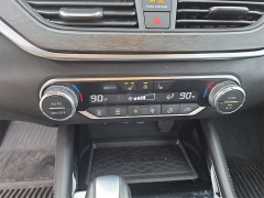 Used 2023  Nissan Altima 2.5 SL AWD Sedan at Dime Down by Frank Leta near Bridgeton, MO