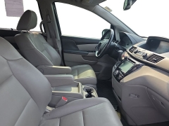 Used 2016  Honda Odyssey 5dr EX-L w&sol;RES at Dime Down by Frank Leta near Bridgeton&comma; MO