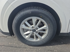 Used 2024  Kia Carnival LX FWD w&sol;Seat Pkg at Dime Down by Frank Leta near Bridgeton&comma; MO