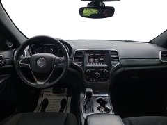 Used 2019  Jeep Grand Cherokee Upland 4x4 at Dime Down by Frank Leta near Bridgeton&comma; MO
