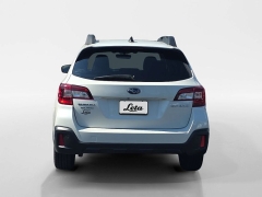Used 2019  Subaru Outback 4d SUV 2&period;5i Limited at Dime Down by Frank Leta near Bridgeton&comma; MO