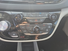 Used 2023  Chrysler Pacifica Touring L FWD at Dime Down by Frank Leta near Bridgeton&comma; MO