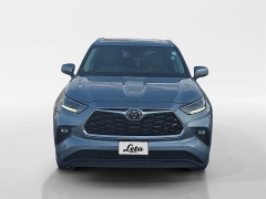 Used 2023  Toyota Highlander XLE AWD at Dime Down by Frank Leta near Bridgeton&comma; MO