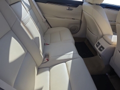 Used 2013  Lexus ES 350 4dr Sdn at Dime Down by Frank Leta near Bridgeton&comma; MO