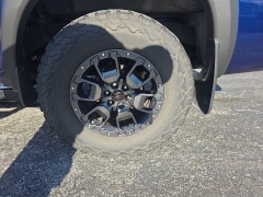 Used 2022  Nissan Frontier Crew Cab 4x4 PRO-4X Auto at Dime Down by Frank Leta near Bridgeton&comma; MO