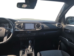 Used 2022  Toyota Tacoma 4WD TRD Sport Double Cab 5' Bed V6 MT &lpar;Natl&rpar; at Dime Down by Frank Leta near Bridgeton&comma; MO