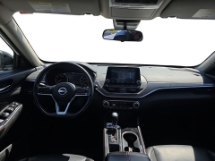 Used 2024  Nissan Altima 2&period;5 SR Sedan at Dime Down by Frank Leta near Bridgeton&comma; MO