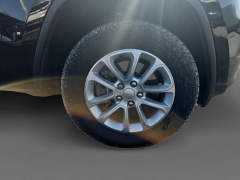 Used 2021  Jeep Grand Cherokee Laredo X 4x4 at Dime Down by Frank Leta near Bridgeton&comma; MO