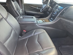 Used 2017  Cadillac Escalade 4d SUV 4WD Platinum at Dime Down by Frank Leta near Bridgeton&comma; MO